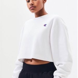 White champion reverse weave crew neck cropped sweatshir❤️CCO SALE-6 HRS ONLY❤️